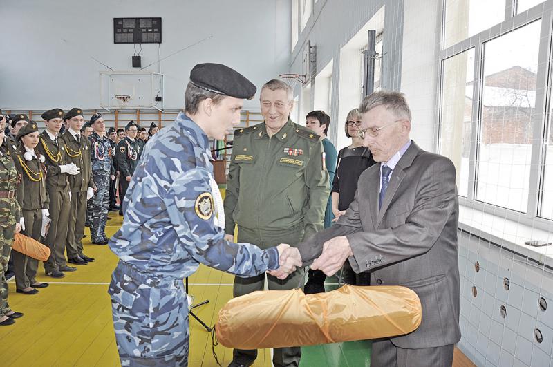 Смотр кадетских коллективов