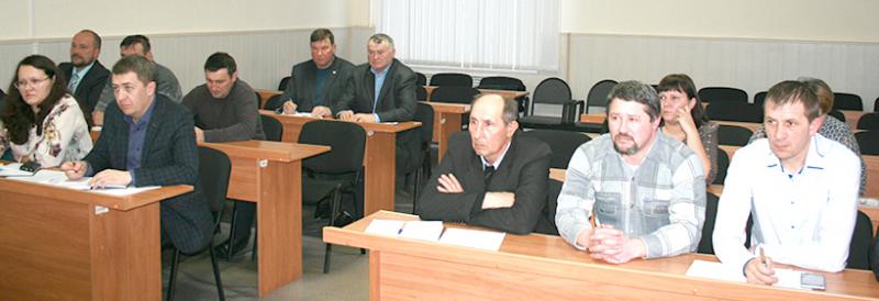 ЖКХ в приоритете Во вторник, 24 января 2017 года, в малом зале заседаний администрации района состоялась рабочая встреча заместителя Губернатора Белгородской области Юрия Владимировича Галдуна и главы администрации района Николая Васильевича Нестерова с